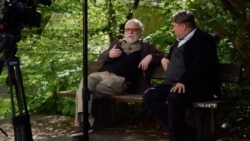 "Свобода вчера, сегодня, завтра". Журналисты телеканала Настоящее время сняли сериал в 5 частях о 30-летии работы Радио Свобода в Праге.