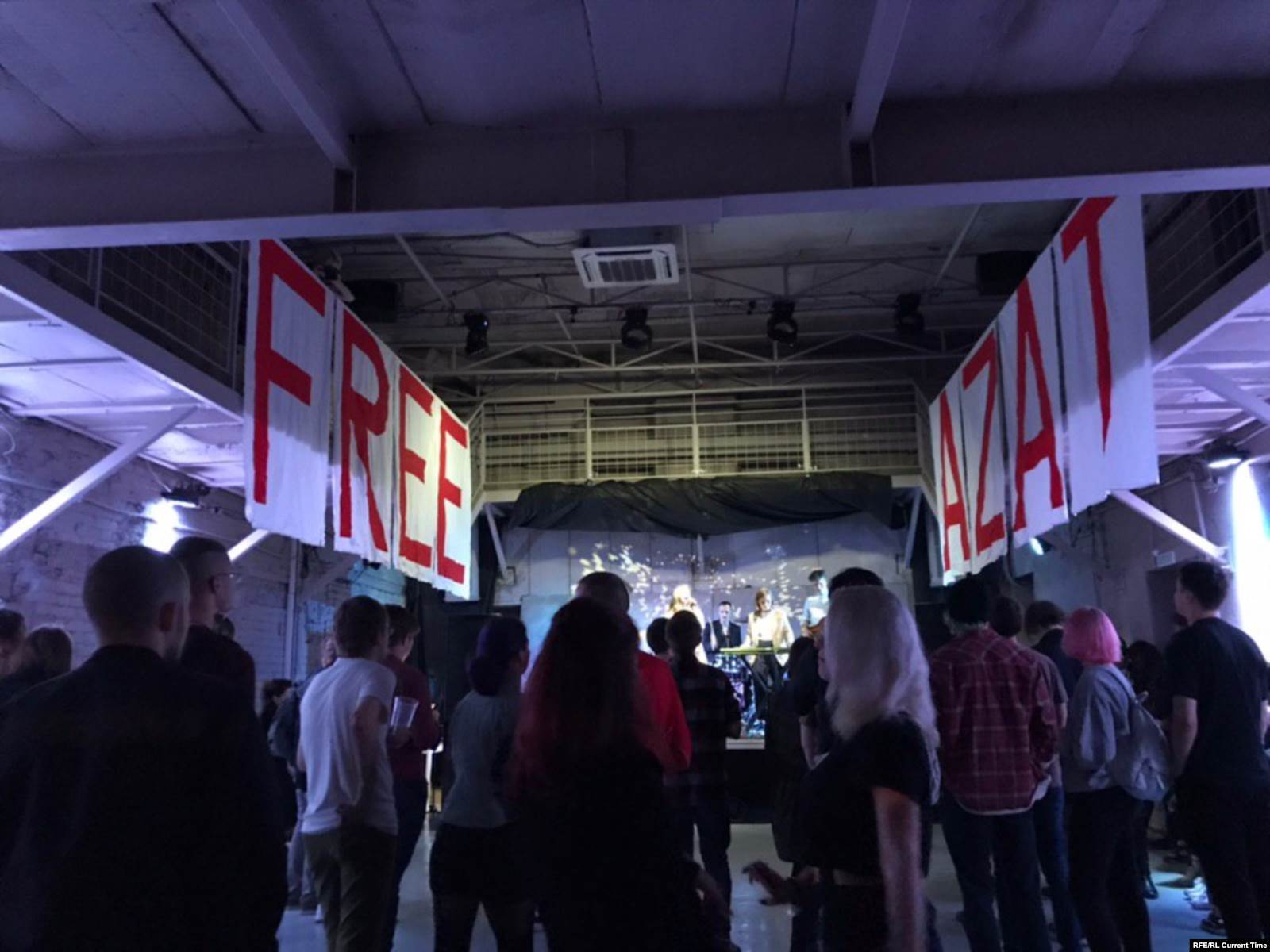 На концерте “За свободу молодости”. Фото: Настоящее Время