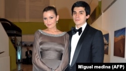 Лола Каримова-Тилляева и ее муж Тимур Тилляев, фото AFP, 8 апреля 2009 года