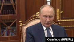 Путин на встрече с губернатором ЕАО Марией Костюк в Кремле, 20 августа 2025 года
